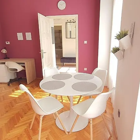 Sziveben Apartment