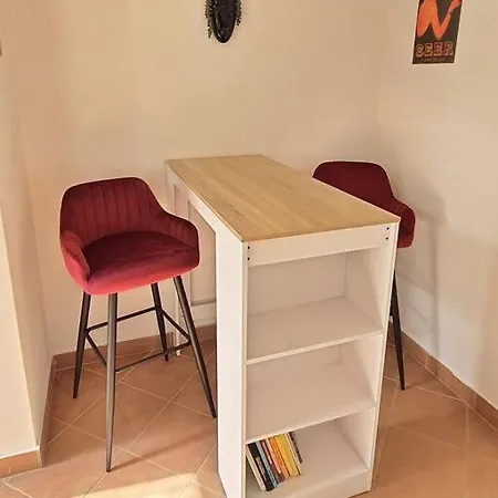 Sziveben Apartment *